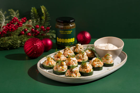 Festive salmon tartare bites